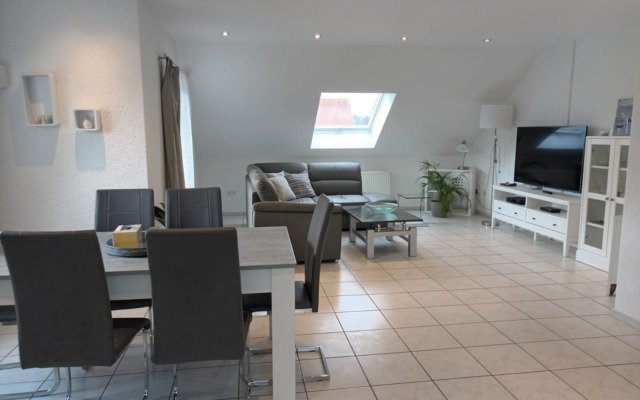 Spacious Furnished Home in Miesau furnished accommodation