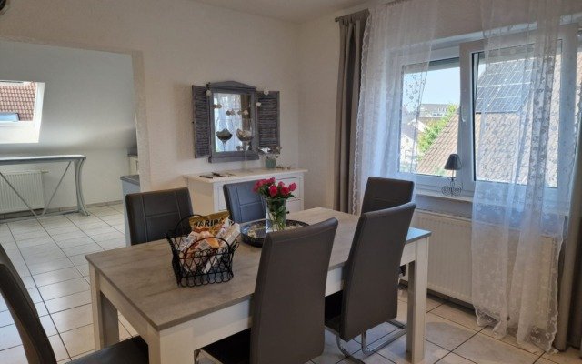 Spacious Furnished Home in Miesau furnished accommodation