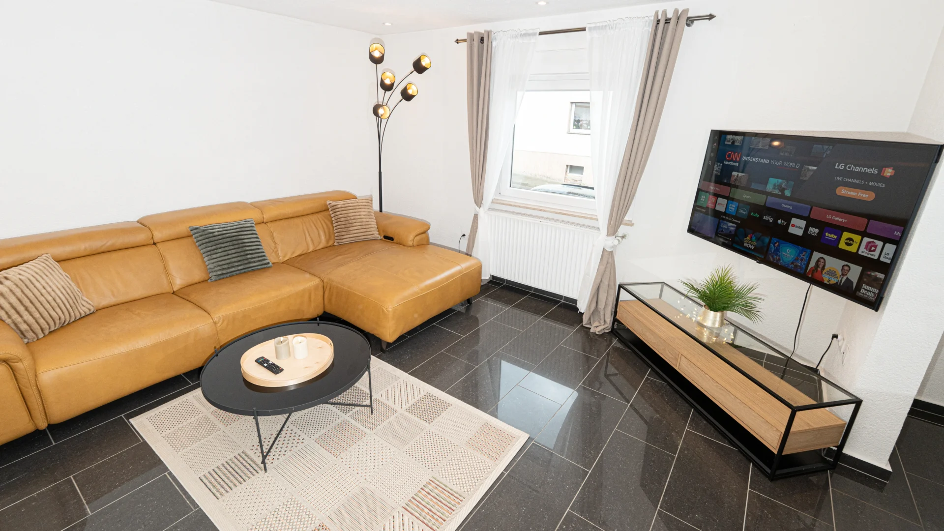Newly Renovated Family Home in Hauptstuhl
